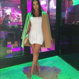 White Sleeveless Binding Detail Hook Bodycon Dress